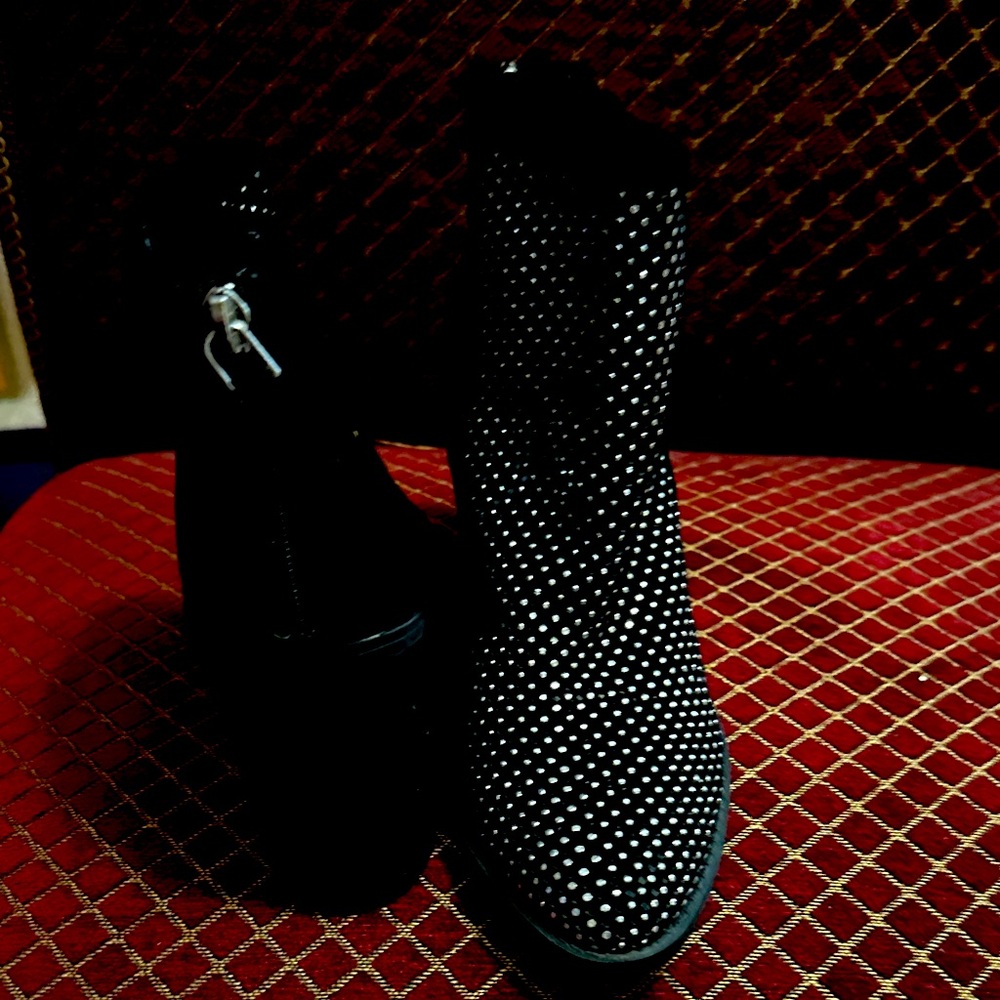 Silver studded Ankle Boots never worn, beautiful, dressy or casual never worn